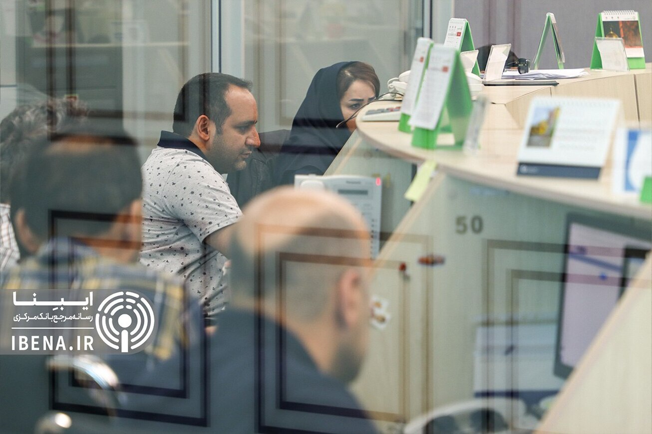 شاخص کل بورس ۴ میلیون و ۱۱۵ هزار واحدی شد