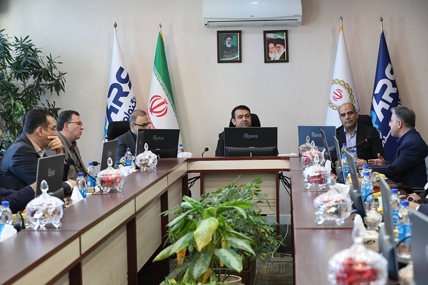تقدیر مدیرعامل بانک ملی از شرکت پارس تکنولوژی ( سداد )
