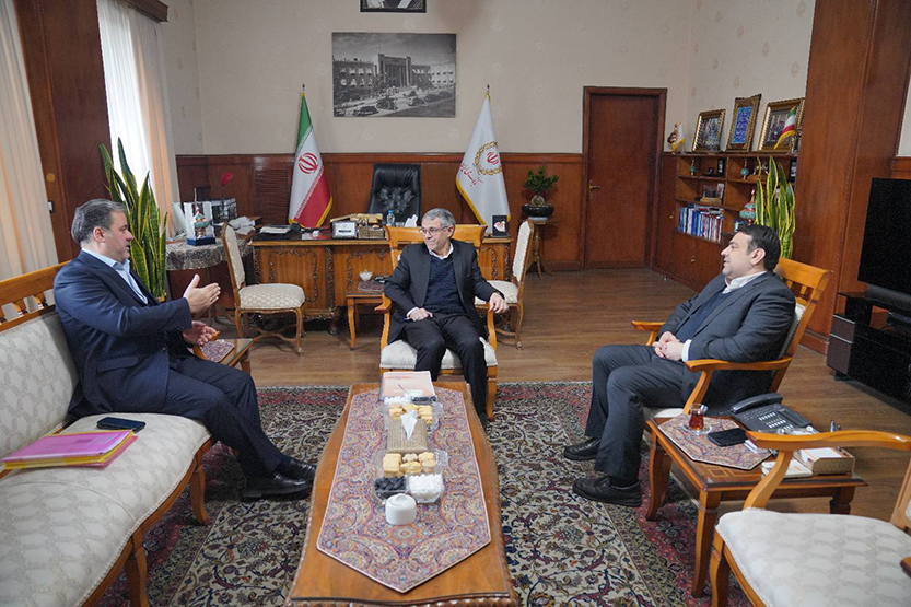 واگذاری ۷۰ همت دارایی مازاد؛ بانک ملی الگوی موفق در خروج از بنگاه‌داری و حمایت از تولید