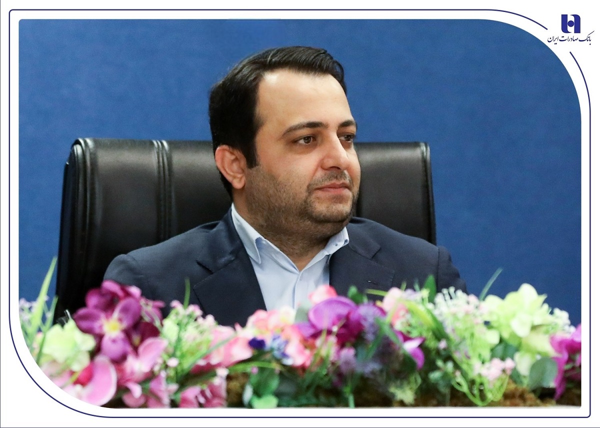 بانک صادرات همه ظرفیت‌های خود را برای ثبات و آرامش اقتصاد کشور به کار گرفته است