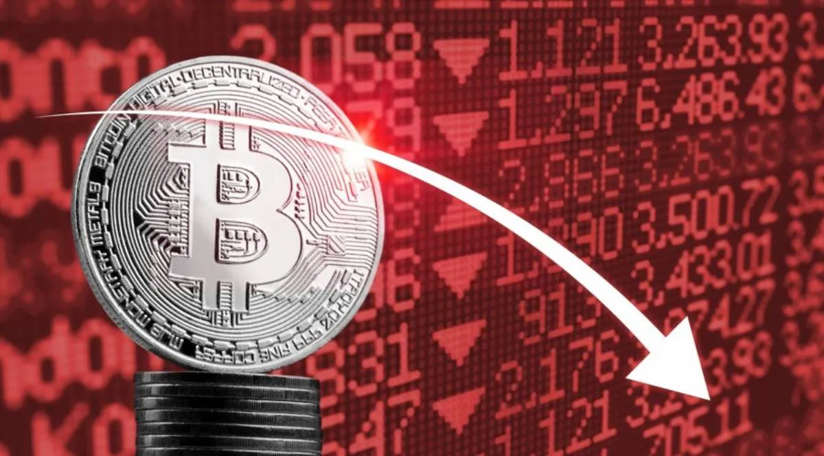 بیت‌کوین از لبه سقوط بازگشت