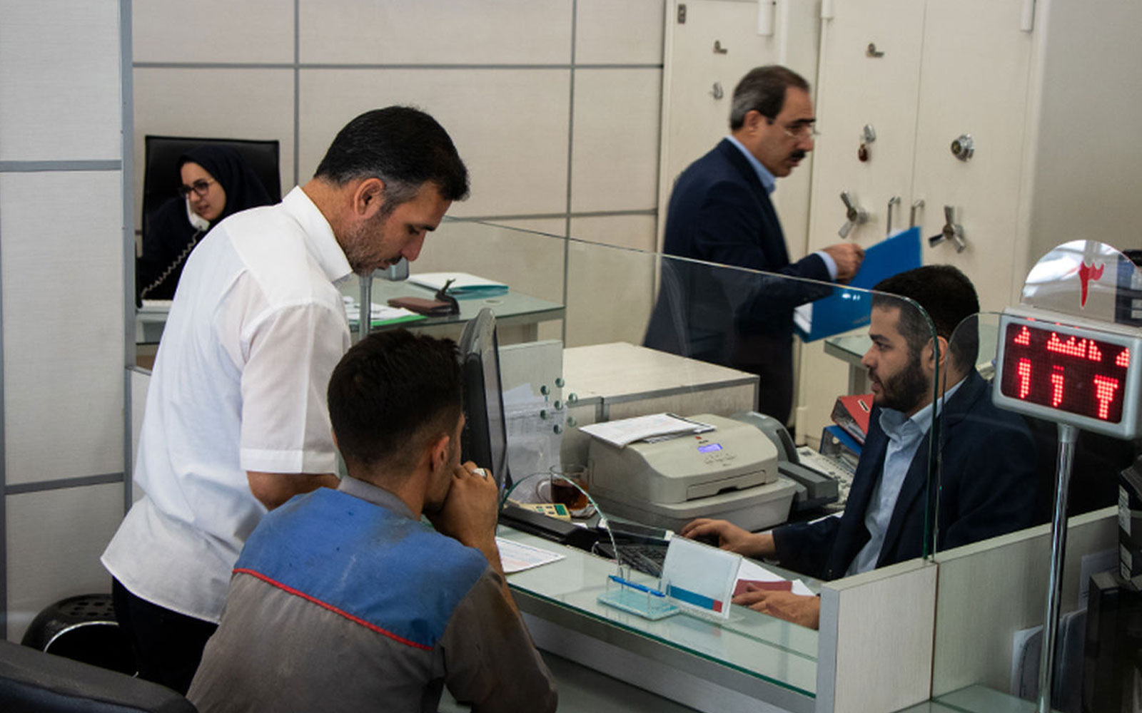 بانک صادرات ایران به کسب‌وکارها تا ۱۰ میلیارد تومان وام می‌دهد