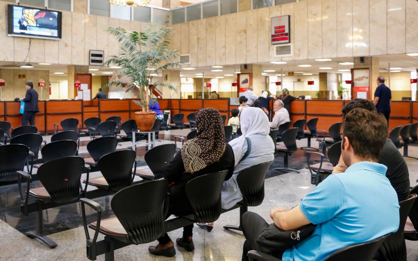 فهرست شعب کشیک بانک‌ها از روز ۱۵ فروردین‌ماه