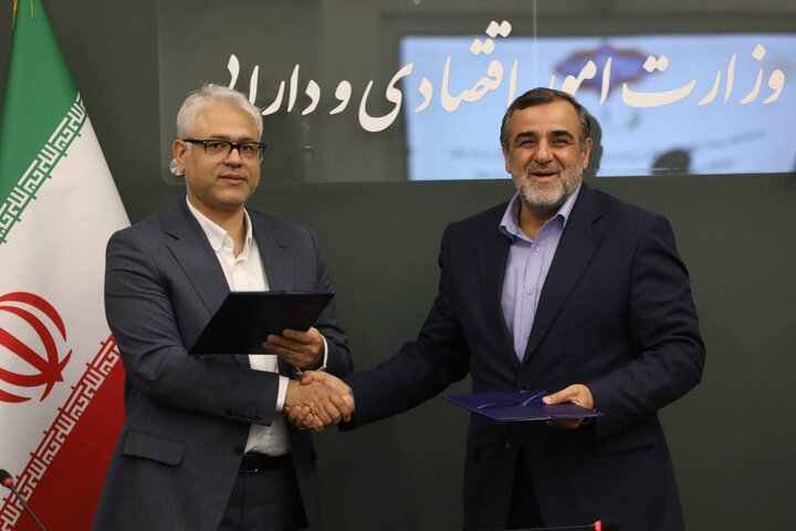 آیین انعقاد تفاهم نامه بین وزارت اقتصاد و ارتباطات