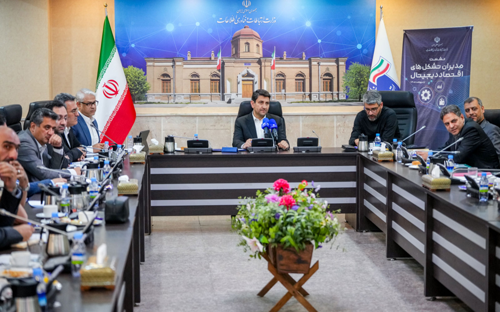 وزیر ارتباطات: اینترنت پرو جایگزین اینترنت عمومی نیست / برخی می‌خواهند اینترنت را به خاطره تبدیل کنند