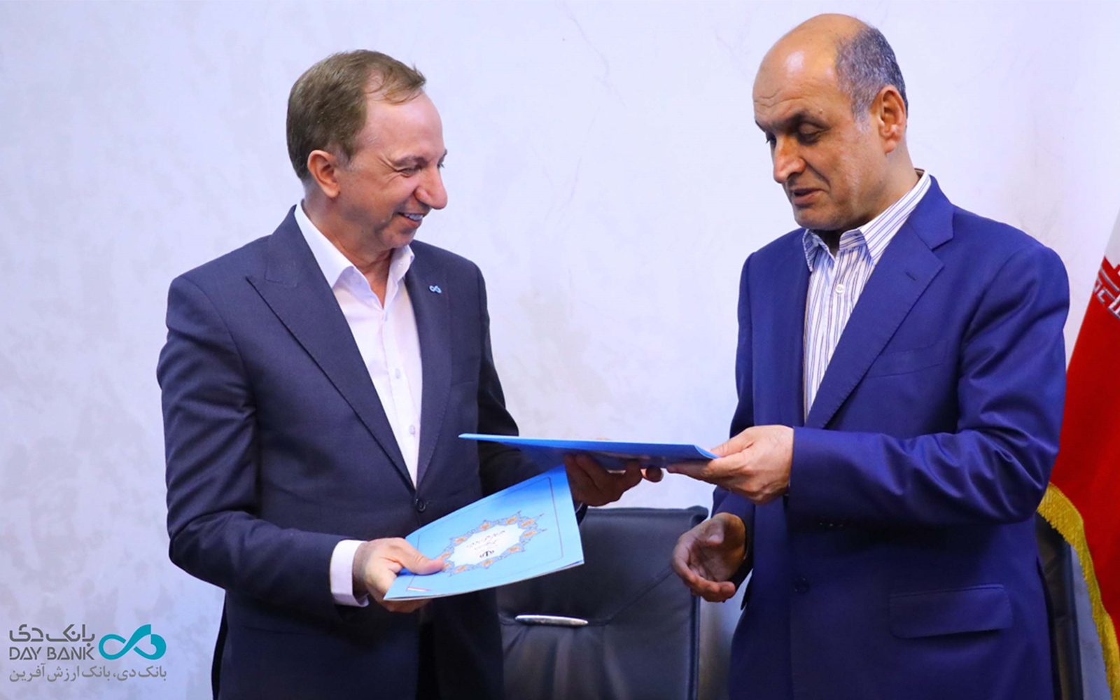 بانک دی «دیبا کارت گیلان» را برای حمایت از گردشگران گیلان رونمایی کرد
